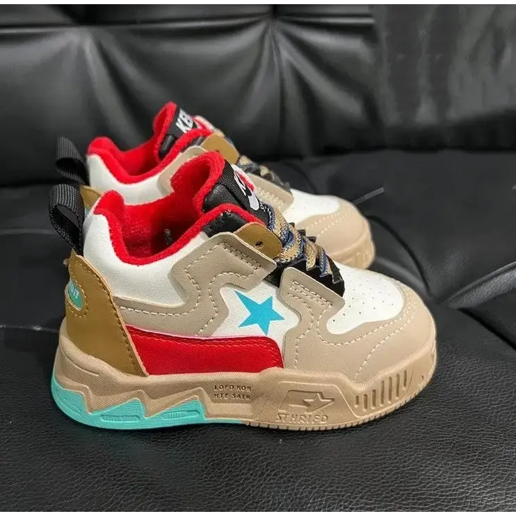 StrideSprint Athletic Shoes for Young Athletes - LauBelle