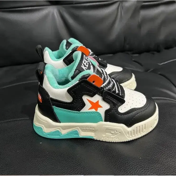 StrideSprint Athletic Shoes for Young Athletes - LauBelle