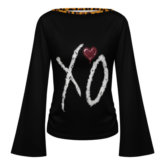 LauBelle - Women's Boat Neck Bell Sleeve T-shirt - Black Heart - LauBelle Brand
